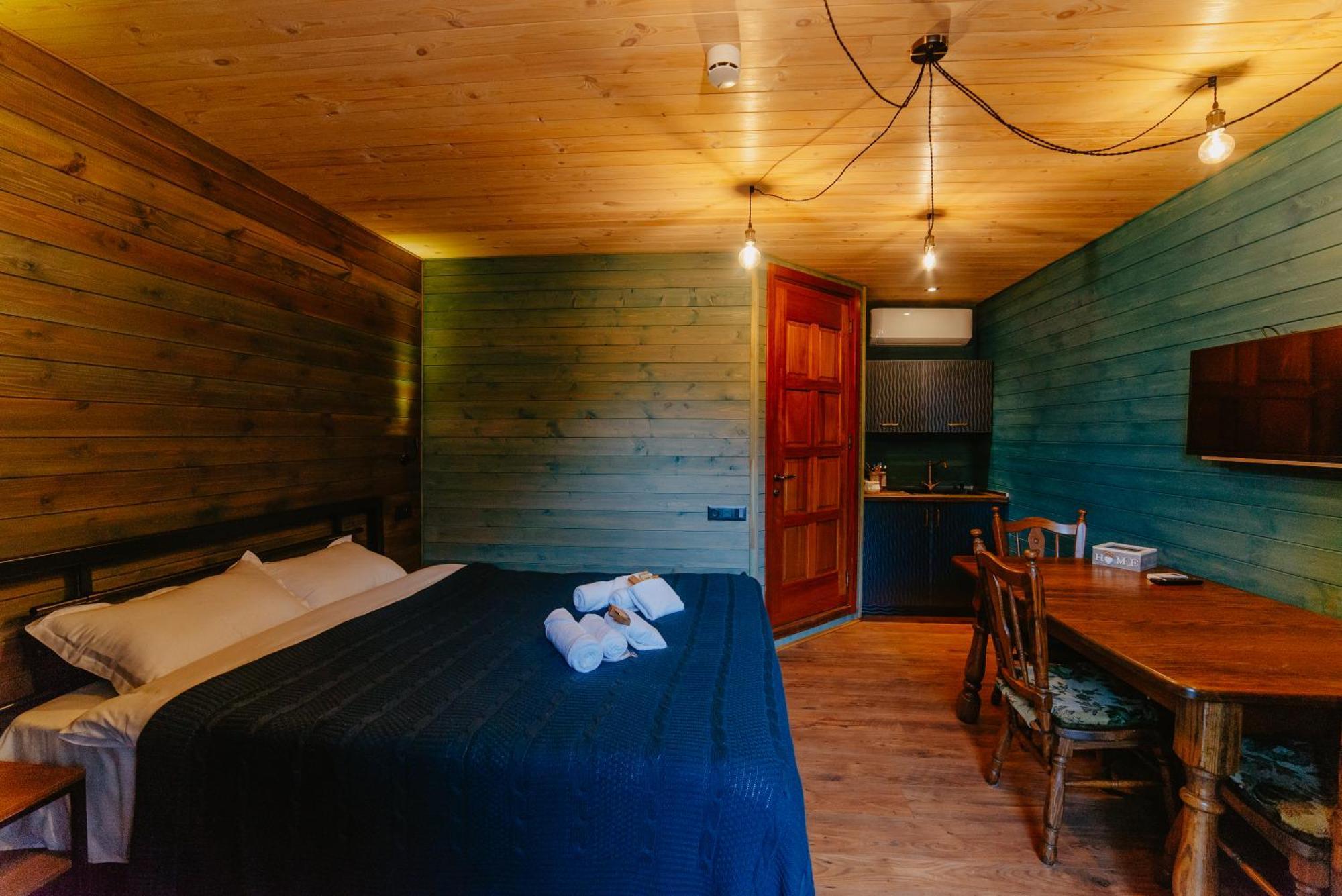 Hotel Wanderholic à Telavi Extérieur photo