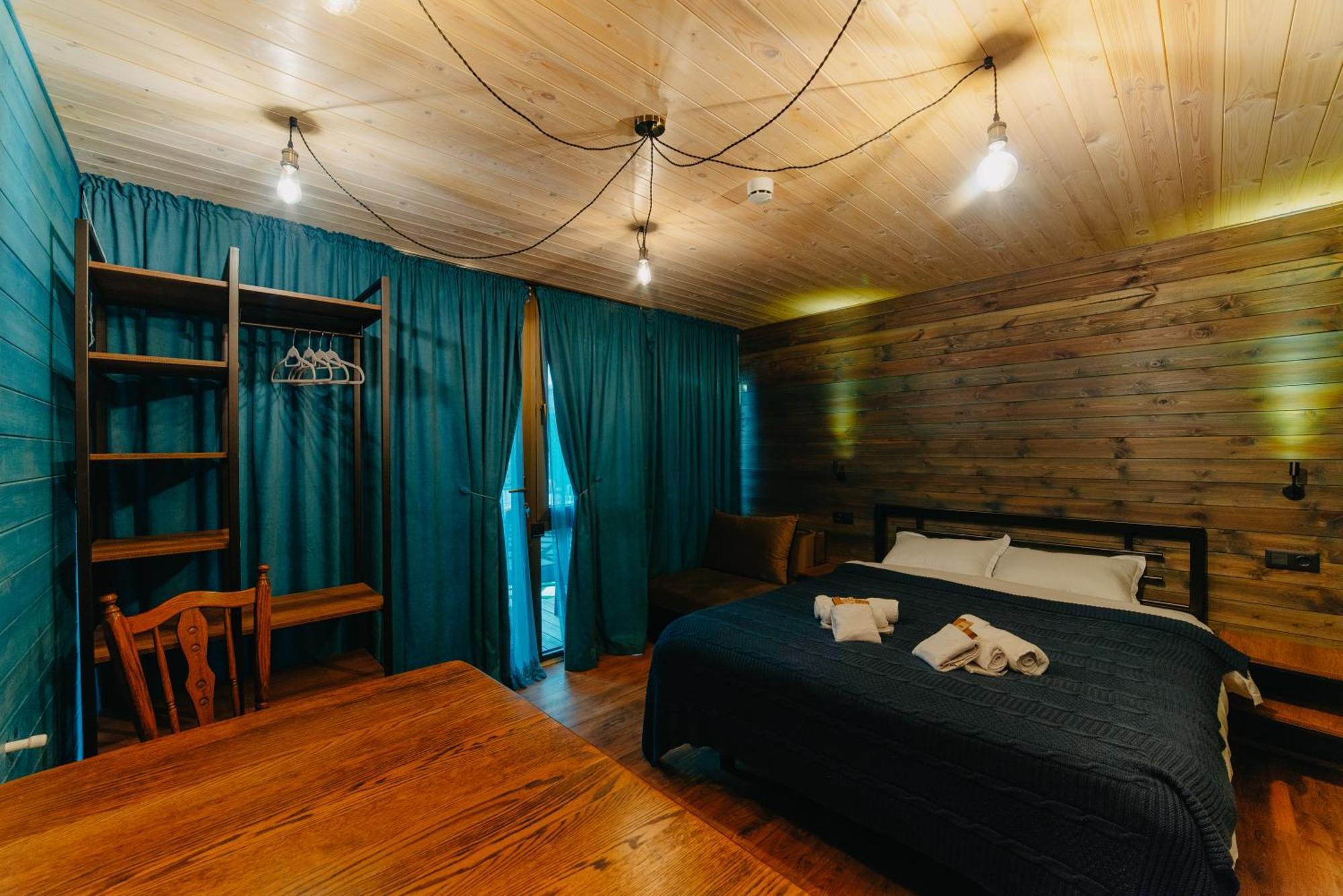 Hotel Wanderholic à Telavi Extérieur photo